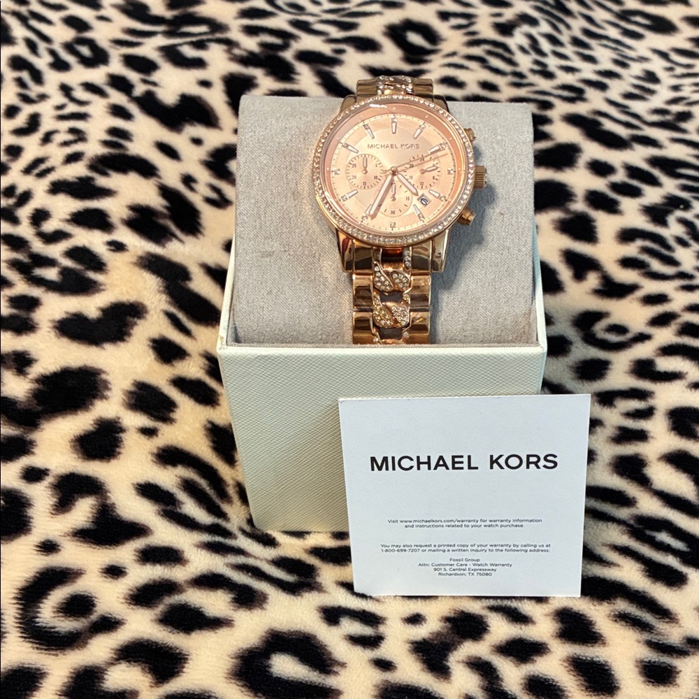 💖 Michael Kors Rose Gold Tone Crystal Accent Chronograph Watch 💖